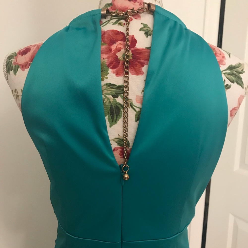 Dress - Picture 4 of 5